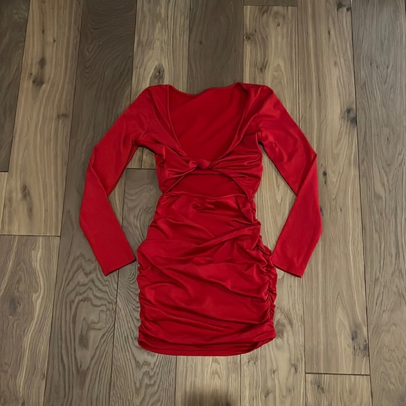 Red Dress - Picture 1 of 2